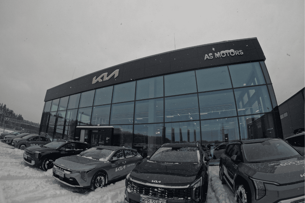 Dealer Kia – co zyskujesz kupując samochód w autoryzowanym salonie?