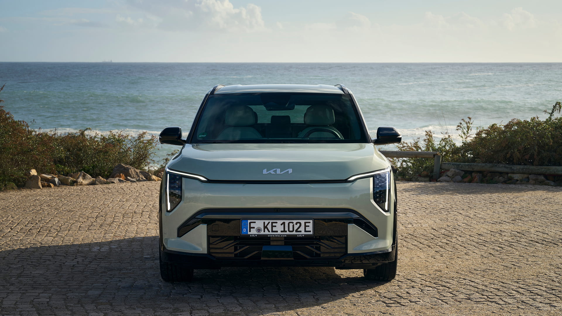 Kia EV3 – przód