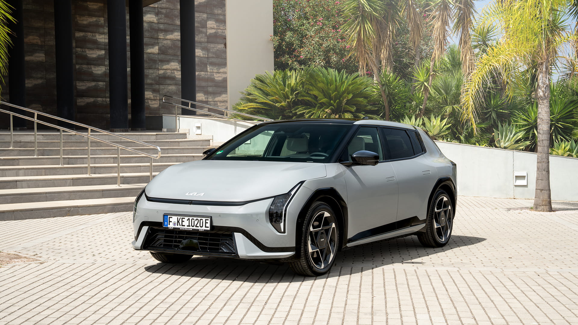 Kia EV4 – przód