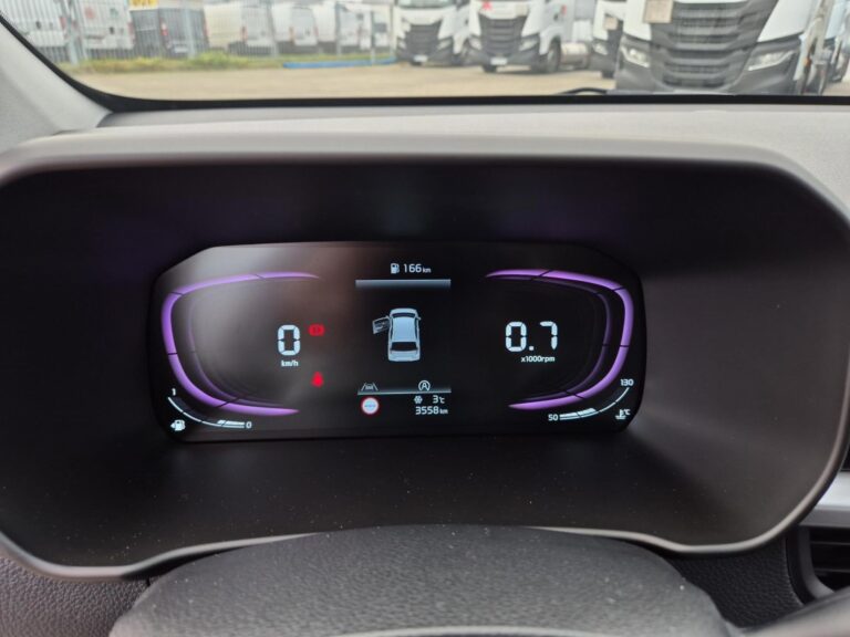 1.2 DPI wersja L + pakiet zimowy, salon, I-wł. Śliczny - zdjęcie 14