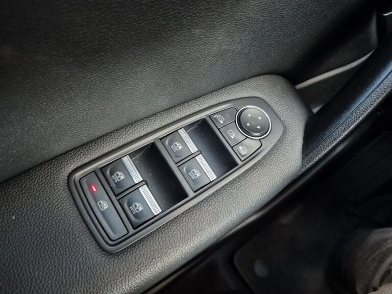 1.3 TCe mHEV Intens EDC, Salon Polska - zdjęcie 23