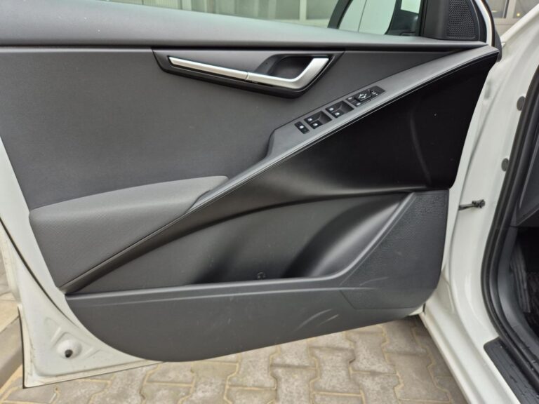 1.6 GDI Hybrid M Niski Przebieg, Gwarancja, Salon Polska - zdjęcie 10