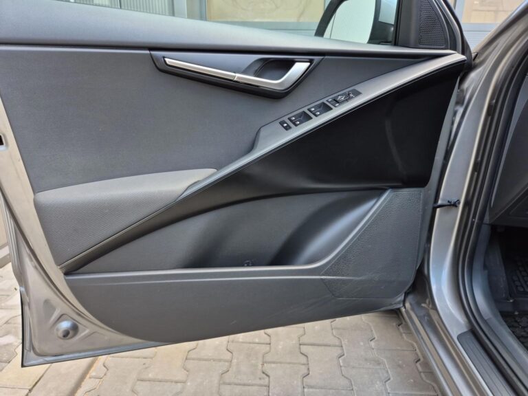 1.6 GDI Hybrid M, Salon Polska, Gwarancja - zdjęcie 2