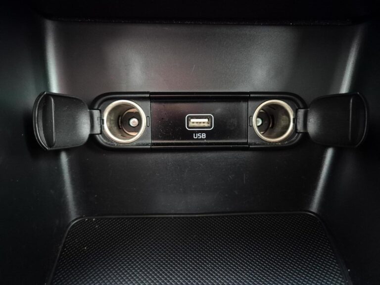 1.6 GDI S 2WD, salon, polska, faktura VAT - zdjęcie 23