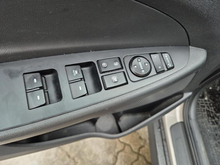 1.7 CRDI Comfort 2WD, Salon, Polska I-wszy wł, FVAT - zdjęcie 19