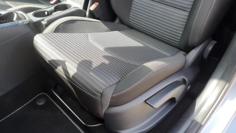 1,5T-GDI 7DCT • DEMO • wyposażenie: MY25 M+SMT - zdjęcie 12