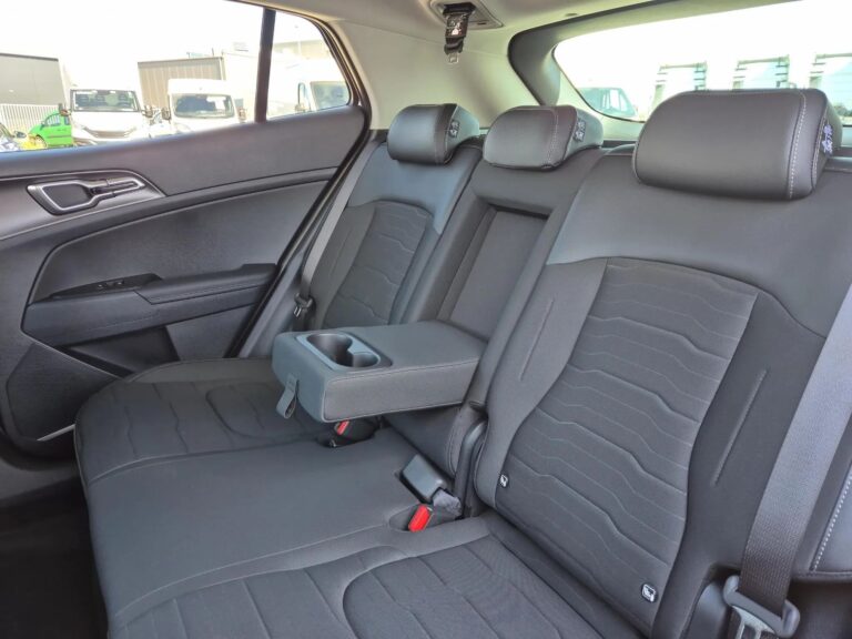 2025 • Hybryda HEV • Automat • FWD • Wersja L • Rabat 12 tyś - zdjęcie 16