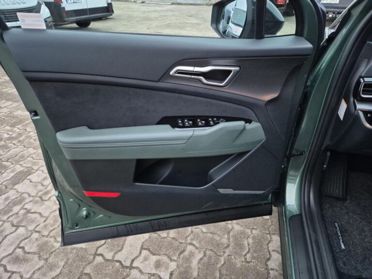 210KM • automat 6AT • HEV • Model 2025 • wersja: Anniversary - zdjęcie 10