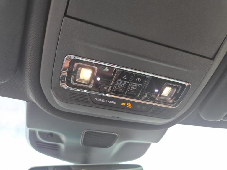 407KM, 3.0 v6, bardzo bogata opcja, salon na kołach - zdjęcie 26