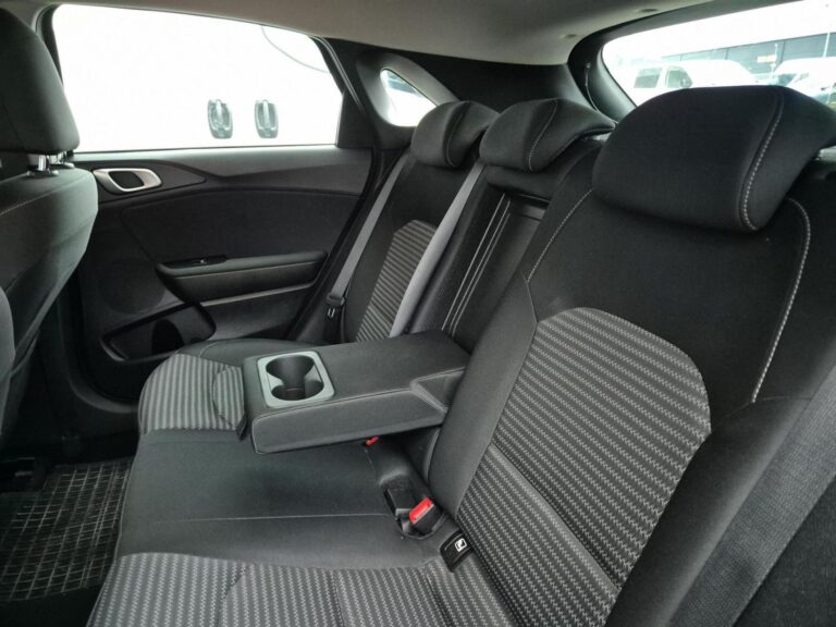 Ceed 1.5 T-GDI M 160KM, Kamera Cofania, - zdjęcie 16