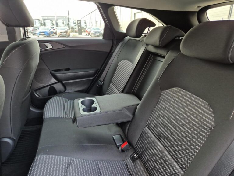 Ceed 1.5 T-GDI M Podgrzewane fotele, Gwarancja, Finasnowanie - zdjęcie 16