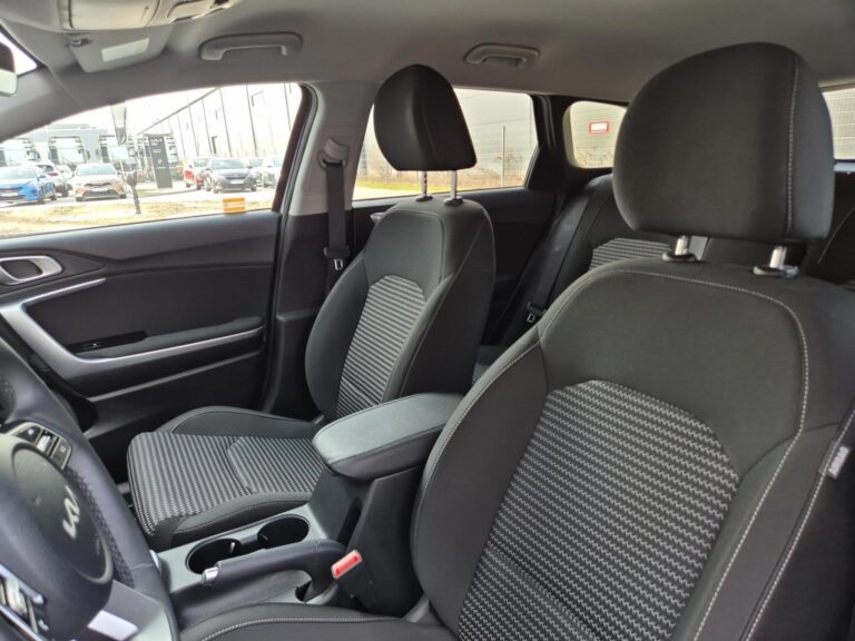 Ceed 1.5 T-GDI M, Podgrzewane fotele, Gwarancja, Finasnowanie - zdjęcie 11