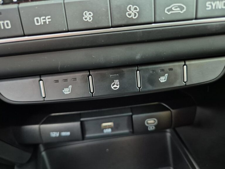 Ceed 1.5 T-GDI M, Podgrzewane fotele, Gwarancja, Finasnowanie - zdjęcie 22