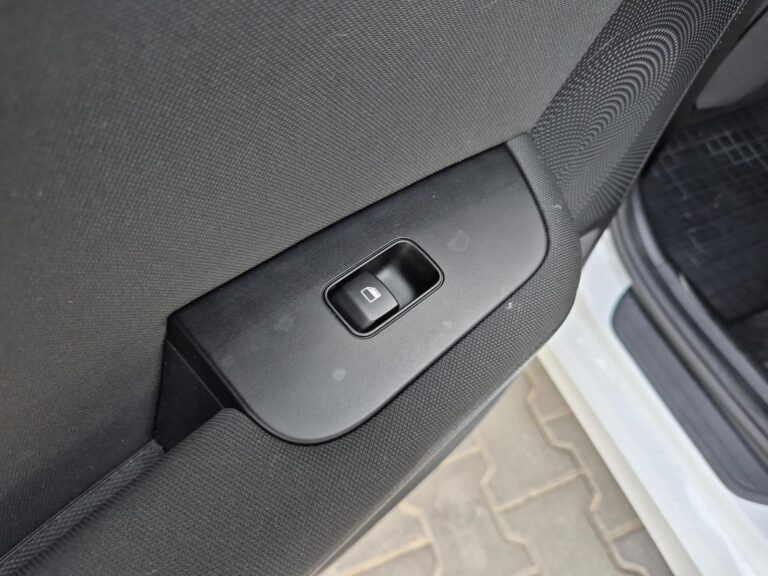 Ceed 1.5 T-GDI M, Podgrzewane fotele, Gwarancja, Finasnowanie - zdjęcie 24