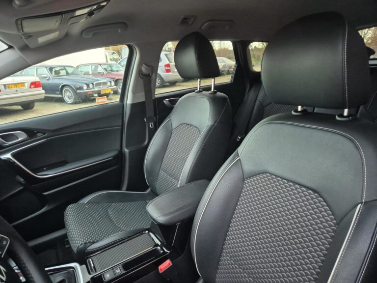 Ceed 1.5 T-GDI Tribute DCT, Gwarancja, Finansowanie - zdjęcie 11