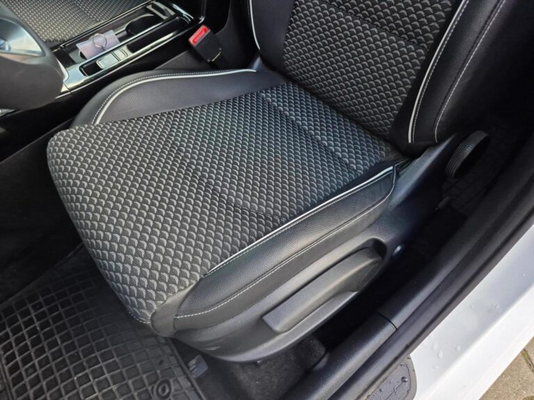 Ceed 1.5 T-GDI Tribute DCT, Niski Przebieg, Gwarancja, Finansowanie - zdjęcie 12