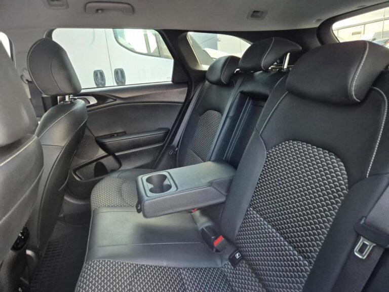 Ceed 1.5 T-GDI Tribute DCT, Niski Przebieg, Gwarancja, Finansowanie - zdjęcie 16