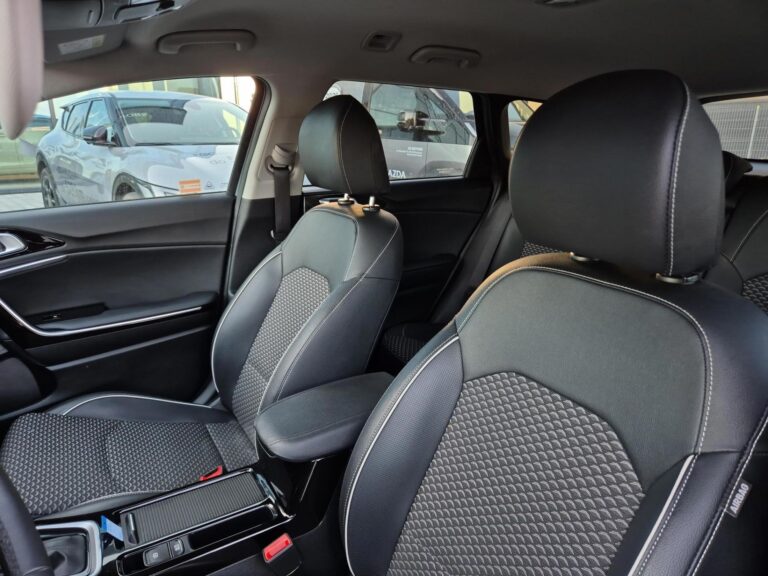 Ceed 1.5 T-GDI Tribute DCT Rocznik 2025, Gwarancja, Finansowanie - zdjęcie 11