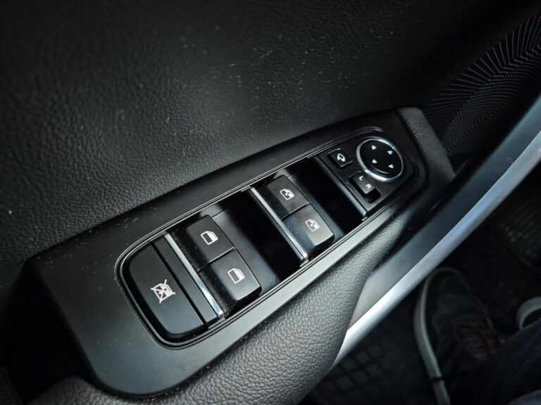 Ceed 1.5 T-GDI Tribute DCT Rocznik 2025, Gwarancja, Finansowanie - zdjęcie 24