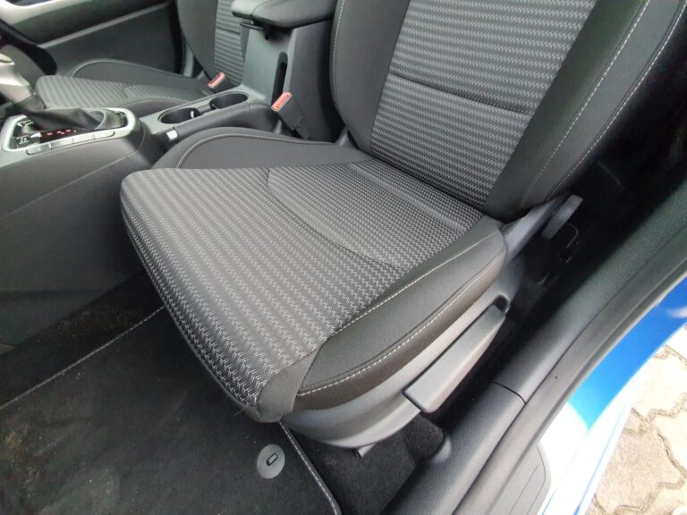 KIA CEED • 1.5 T-GDI • 7DCT • MY25 • Pakiet Smart • DEMO - zdjęcie 12