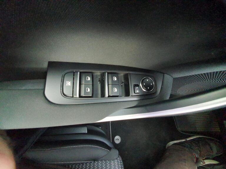 KIA CEED • 1.5 T-GDI • 7DCT • MY25 • Pakiet Smart • DEMO - zdjęcie 22