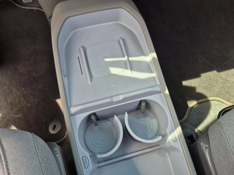 KIA EV3 • 81.4 kWh MY'25 • Wersja EARTH + AEB + HP + MET • 25tyś rabat - zdjęcie 26