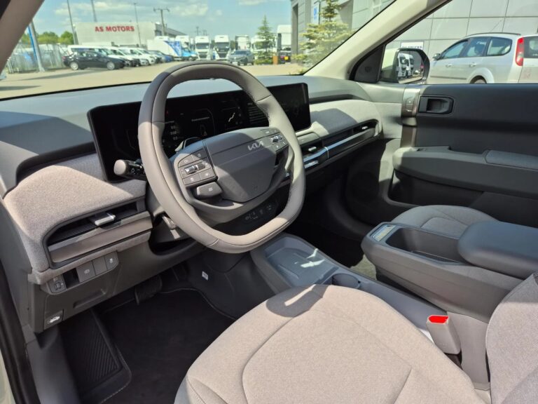 KIA EV3 • 81.4 kWh MY'25 • Wersja EARTH + AEB + HP + MET - zdjęcie 9