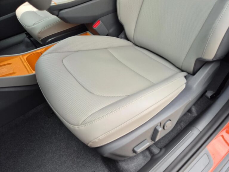 KIA EV3 • 81,4 kWh • Business Line • Pompa ciepła • Rabat 25tyś - zdjęcie 12