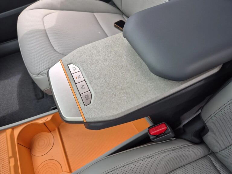 KIA EV3 • 81,4 kWh • Business Line • Pompa ciepła • Rabat 25tyś - zdjęcie 26