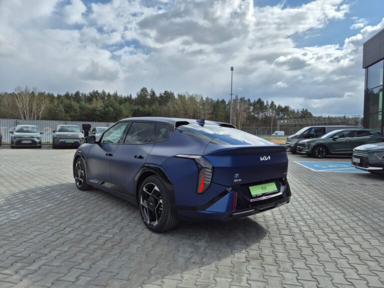 KIA EV4 FASTBACK GT-LINE • LR 81,4 kWh • MY26 • Bogate wyposażenie - zdjęcie 3