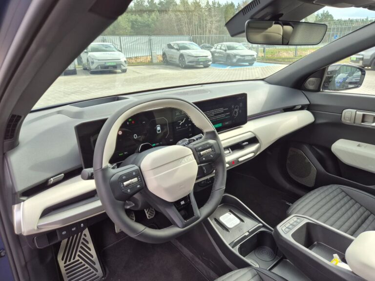 KIA EV4 FASTBACK GT-LINE • LR 81,4 kWh • MY26 • Bogate wyposażenie - zdjęcie 9