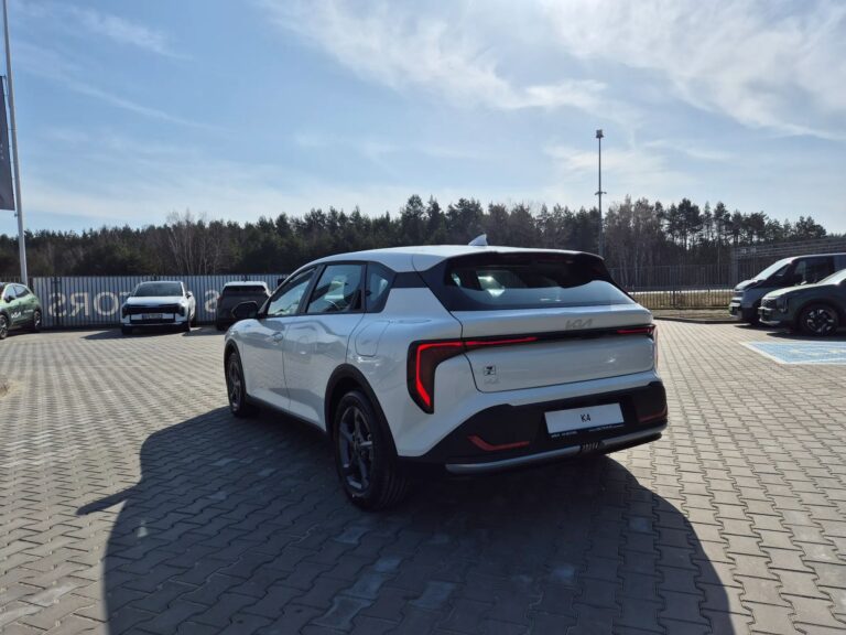 Kia K4 1.6 T-GDI 7DCT • Wersja M + Pakiet Zimowy • Wyprzedaż 4000 pln - zdjęcie 3