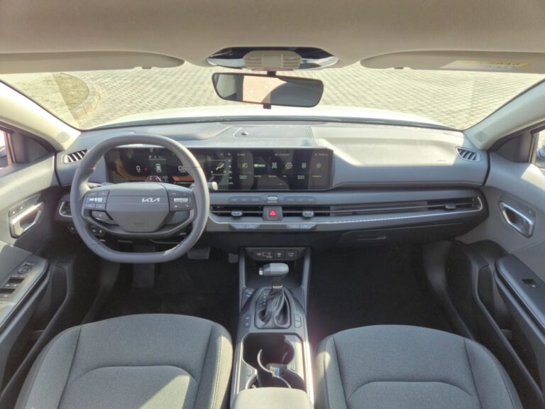 Kia K4 1.6 T-GDI 7DCT • Wersja M + Pakiet Zimowy • Wyprzedaż 4000 pln - zdjęcie 14