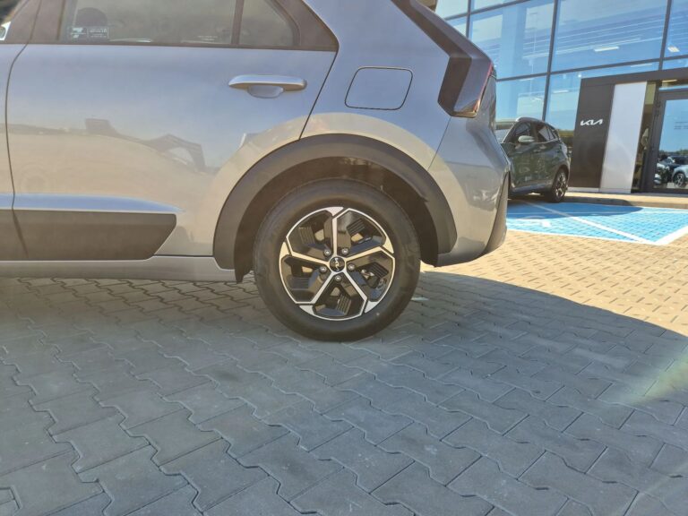 KIA NIRO 1.6 GDI HYBRID z automatyczną skrzynią biegów, gama 2027 - zdjęcie 10