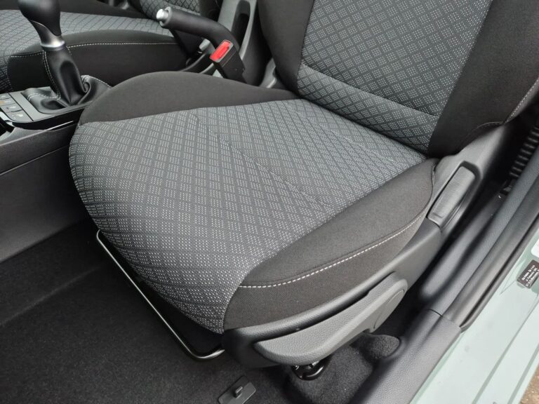 KIA PICANTO • 1.0 GDI • 68KM • wyposażenie: L z pakietem zimowym - zdjęcie 12