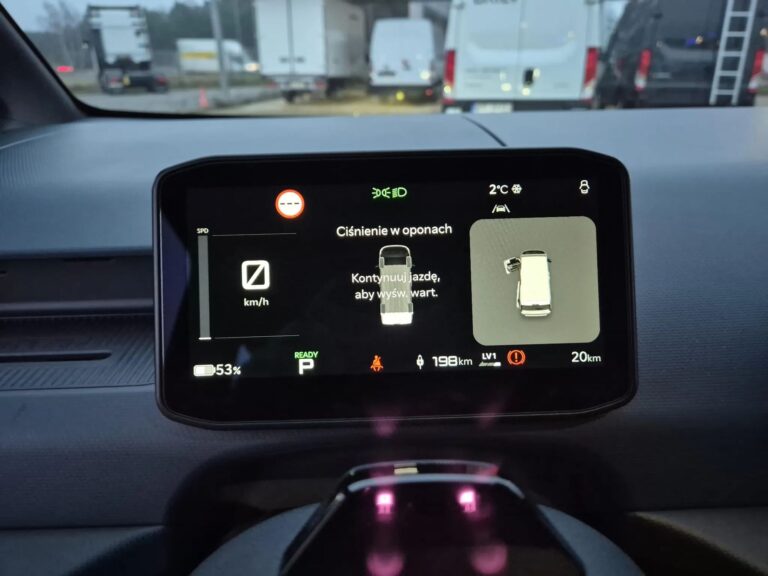 KIA PV5 • 5-osobowy • 71,2 kWh • Długi zasięg • Nowoczesny design - zdjęcie 14