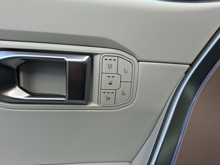 Kia Seltos 1.6 T-GDI 180KM 7DCT Business Line | 360° | Harman Kardon - zdjęcie 13