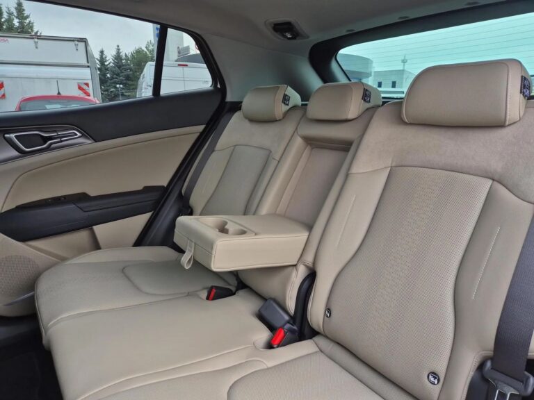 KIA SPORTAGE • 1.6 T-GDI 6AT • AWD • Hybryda • business line +AEB+PNS - zdjęcie 17