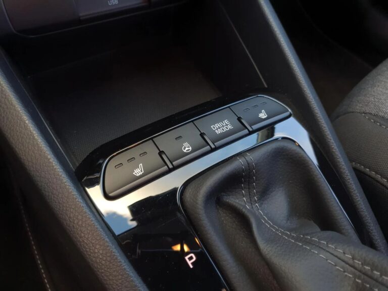 Kia Stonic 1.0 TGD-I 100KM 7DCT MY25 M+SMT - zdjęcie 22