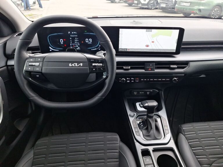 KIA X-Ceed 1,6T GDI, nowa gama 27 - zdjęcie 5