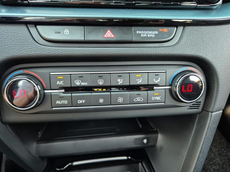 KIA XCEED • 150KM DCT • TRIBUTE MY26 • Pakiet Zimowy • Odbiór MARZEC - zdjęcie 23