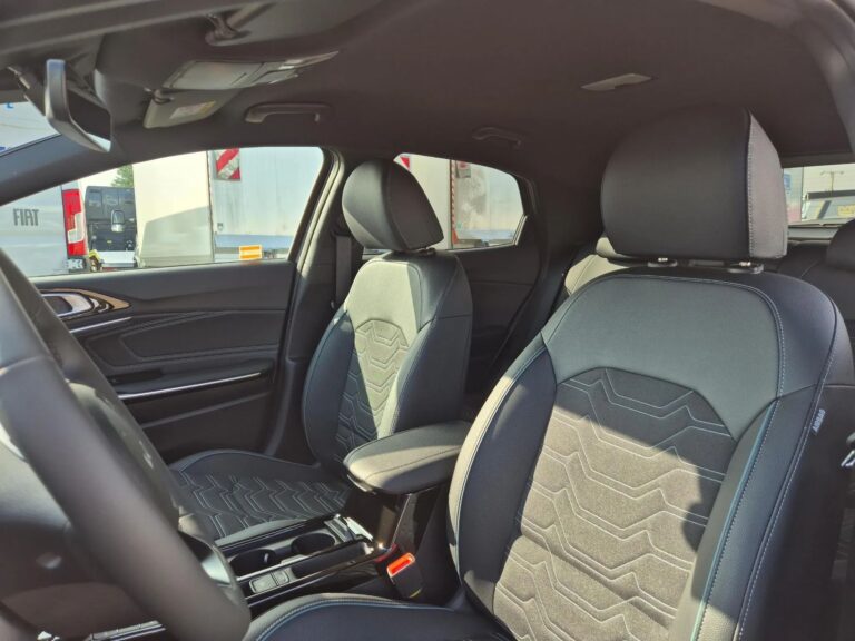 KIA XCEED • 1,6T-GDI 7DCT • 150KM • wersja: MY26 TRIBUTE+pakiet zimowy - zdjęcie 11