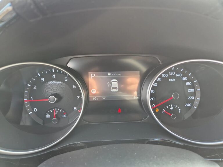 KIA XCEED • 1,6T-GDI 7DCT • 150KM • wersja: MY26 TRIBUTE+pakiet zimowy - zdjęcie 14