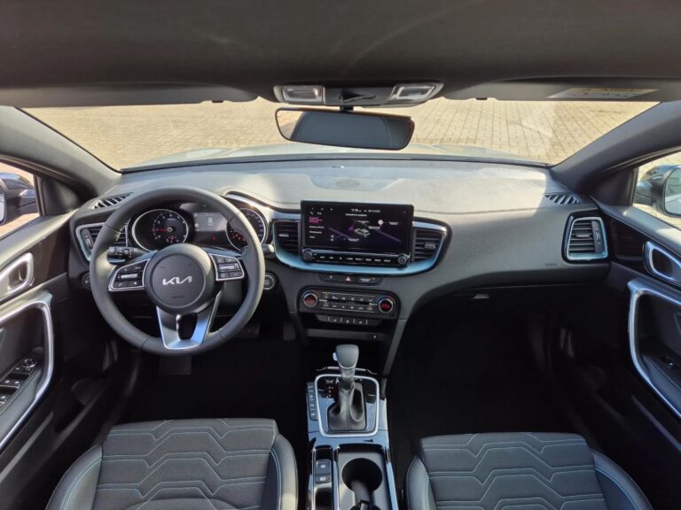 KIA XCEED • 1,6T-GDI 7DCT • 150KM • wersja: MY26 TRIBUTE+pakiet zimowy - zdjęcie 22