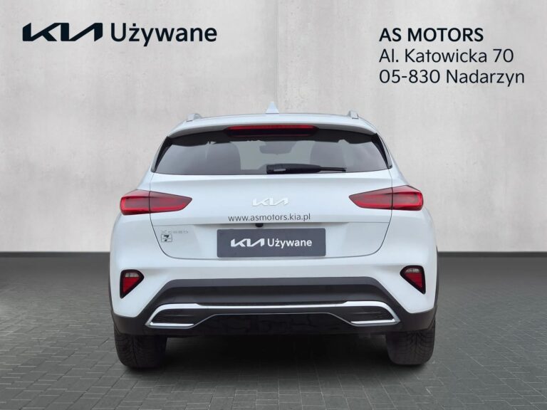 Nowoczesny crossover 2025 • Bogata wersja • 18” alufelgi • LED - zdjęcie 4