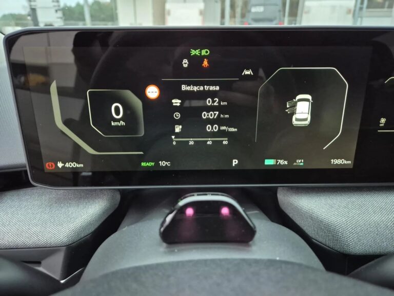 Nowy model • bogata wersja: Business Line • 81.4 kWh • 204 KM - zdjęcie 14