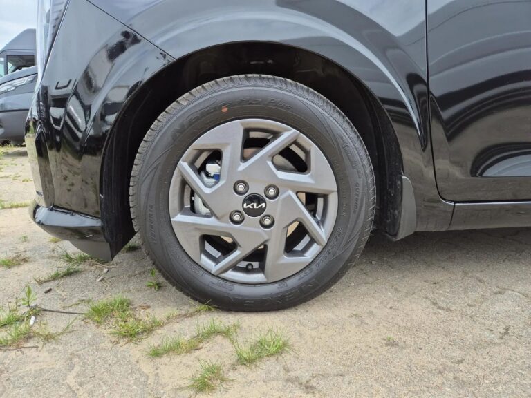 Picanto 1.0 • 5MT • Wersja L + Pakiet Zimowy • Niski przebieg ~2 tys. - zdjęcie 18