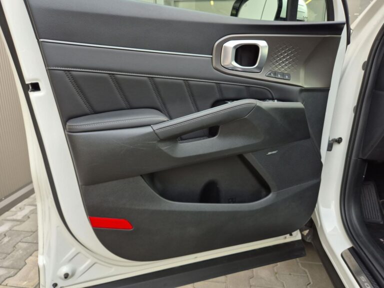 Sorento 1.6 T-GDI HEV Prestige Line AWD aut 6os., Bogata wersja - zdjęcie 2