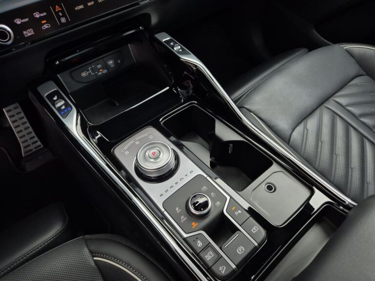 Sorento 1.6 T-GDI HEV Prestige Line AWD aut 6os., Bogata wersja - zdjęcie 7
