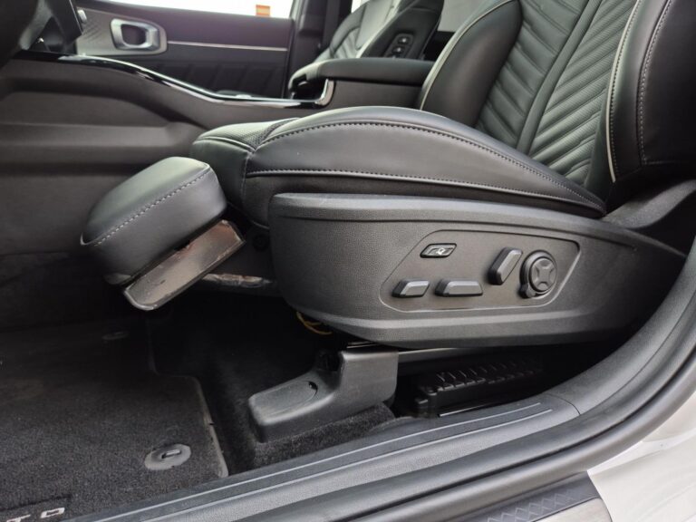 Sorento 1.6 T-GDI HEV Prestige Line AWD aut 6os., Bogata wersja - zdjęcie 18